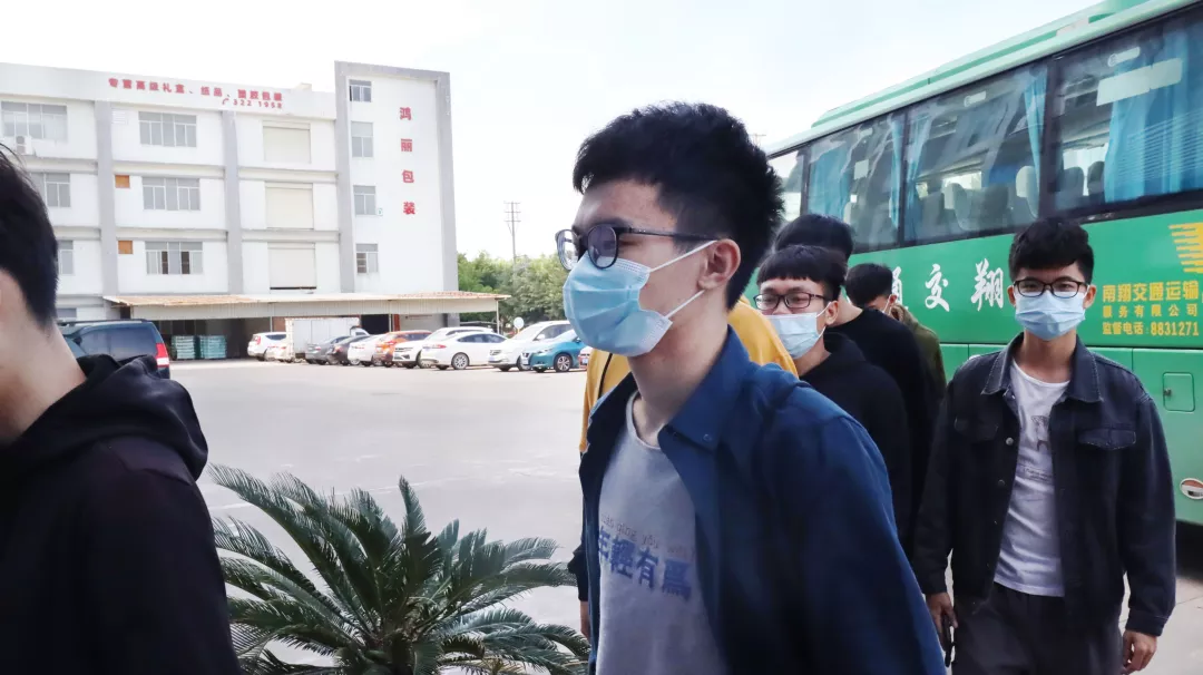 河源职业技术学院高分子材料专业老师及学生到米兰体育app在线下载河源工厂实地参观学习