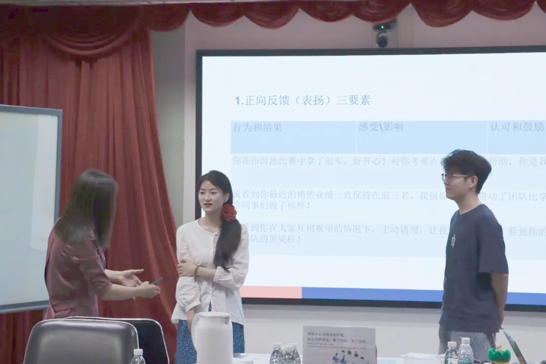 米兰体育app在线下载营销骨干必赢之战主题培训互动2